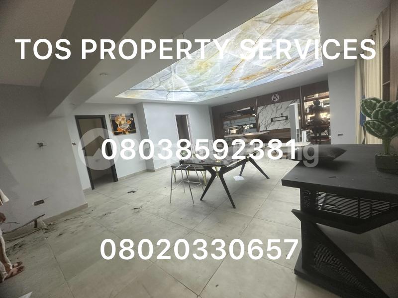 Commercial Property for rent Lekki Phase 1, Lagos. Lekki Phase 1 Lekki Lagos