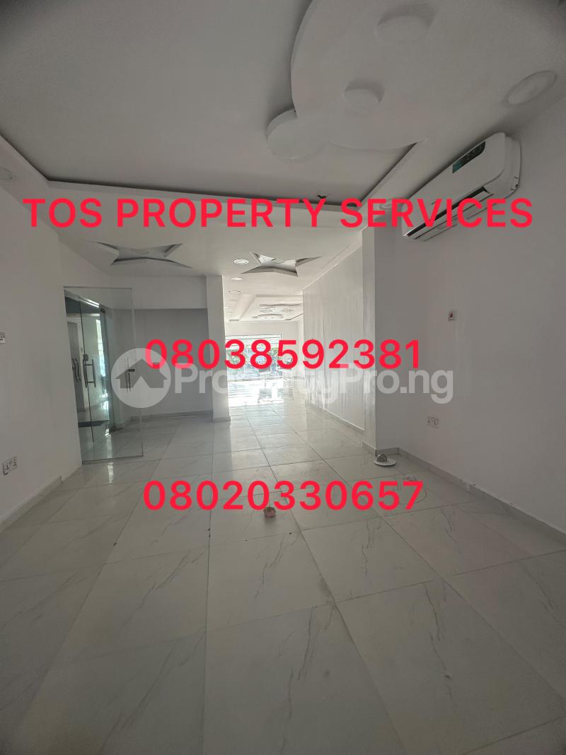 Commercial Property for rent Directly Facing A Busy Road @ Lekki Phase 1, Lagos Lekki Phase 1 Lekki Lagos - 1