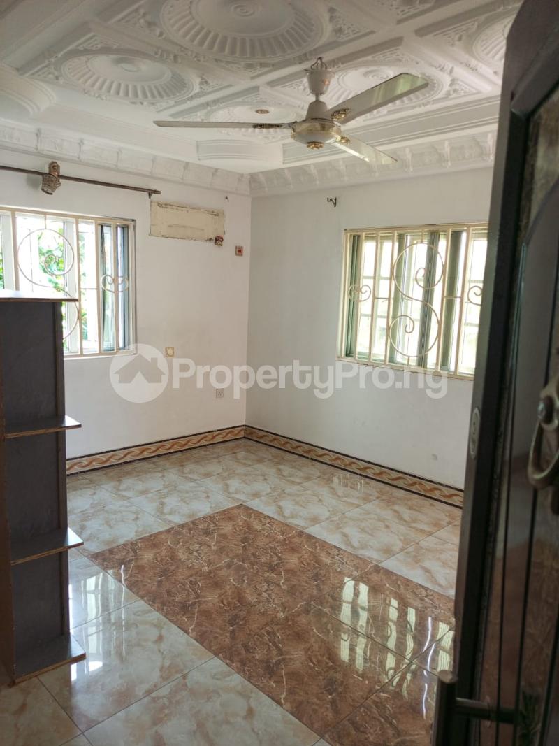 2 bedroom House for rent Mobil Road Ilaje Ajah Lagos - 2