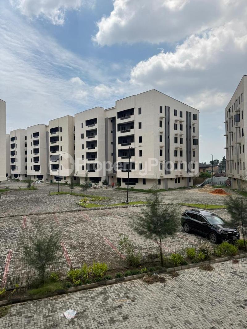 3 bedroom Flat / Apartment for sale Surulere Lagos - 1