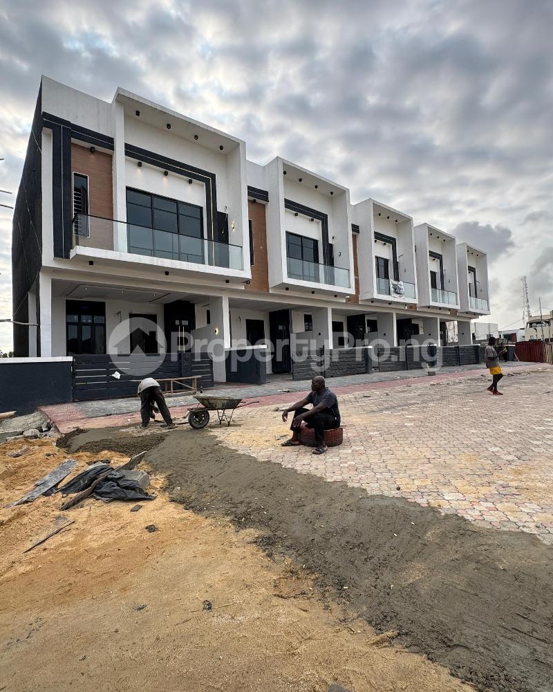 3 bedroom House for sale Ikota Lekki Lagos