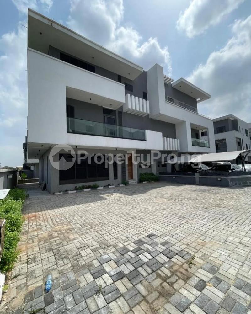 4 bedroom House for sale Osapa london Lekki Lagos