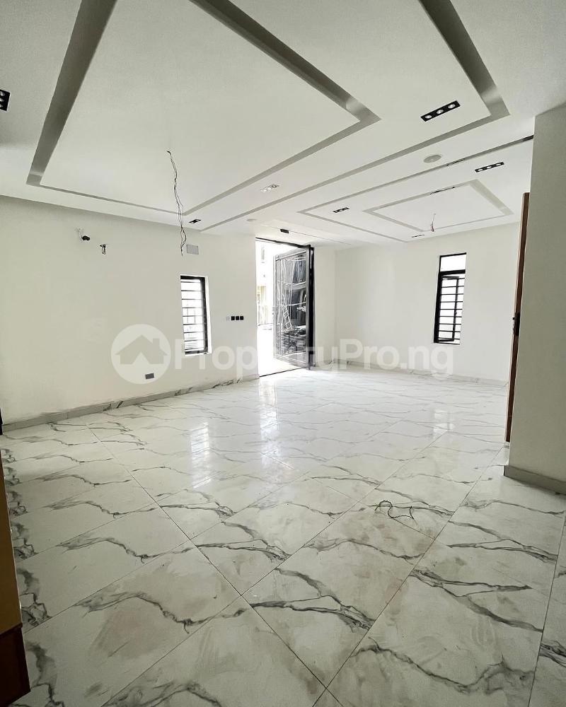 4 bedroom House for sale chevron Lekki Lagos