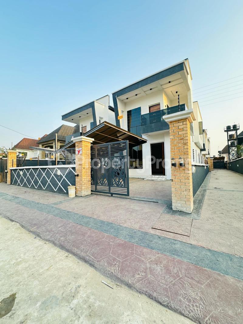 4 bedroom House for sale Amuwo Odofin Lagos