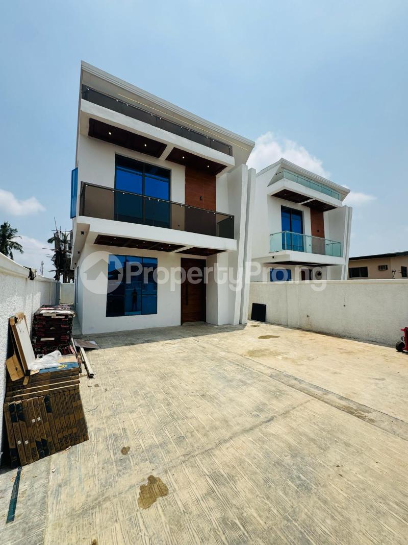 4 bedroom House for sale Ogba Lagos