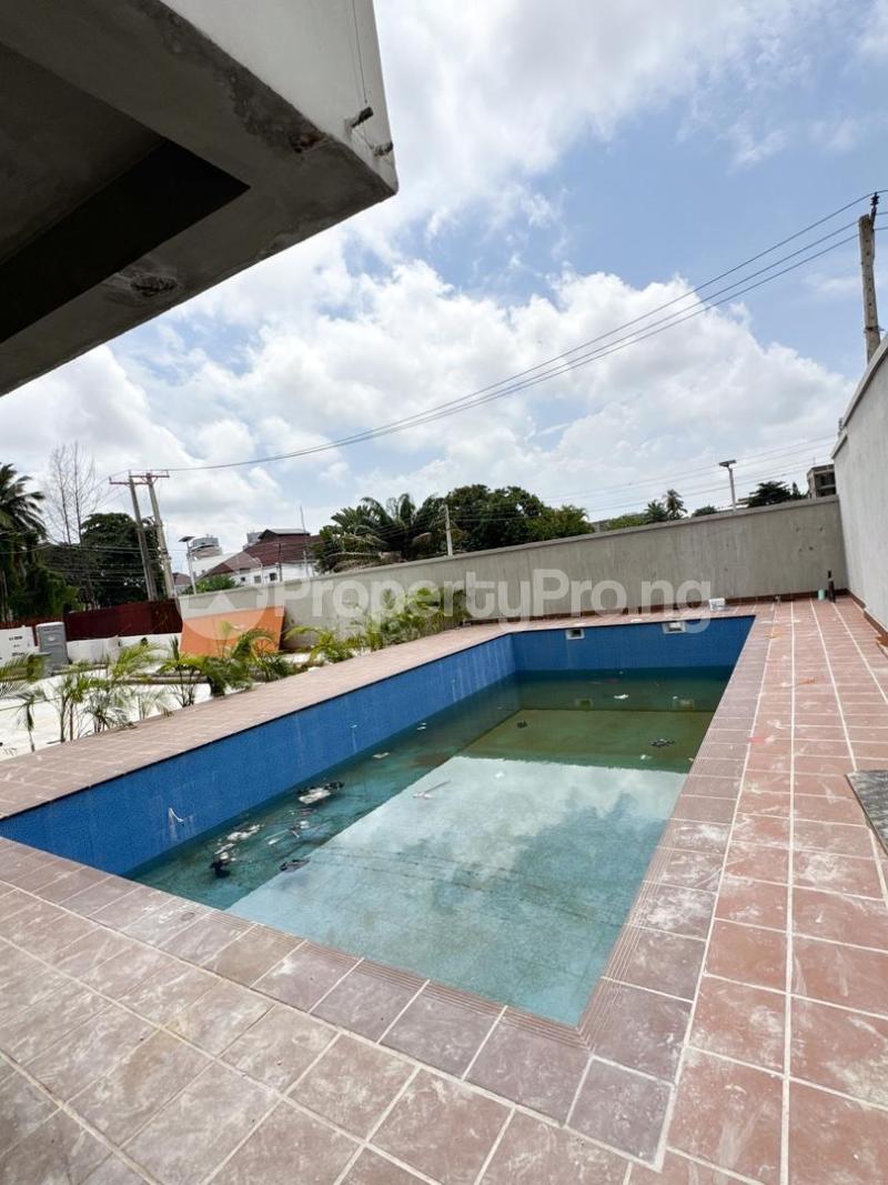 4 bedroom House for sale Ikoyi Lagos