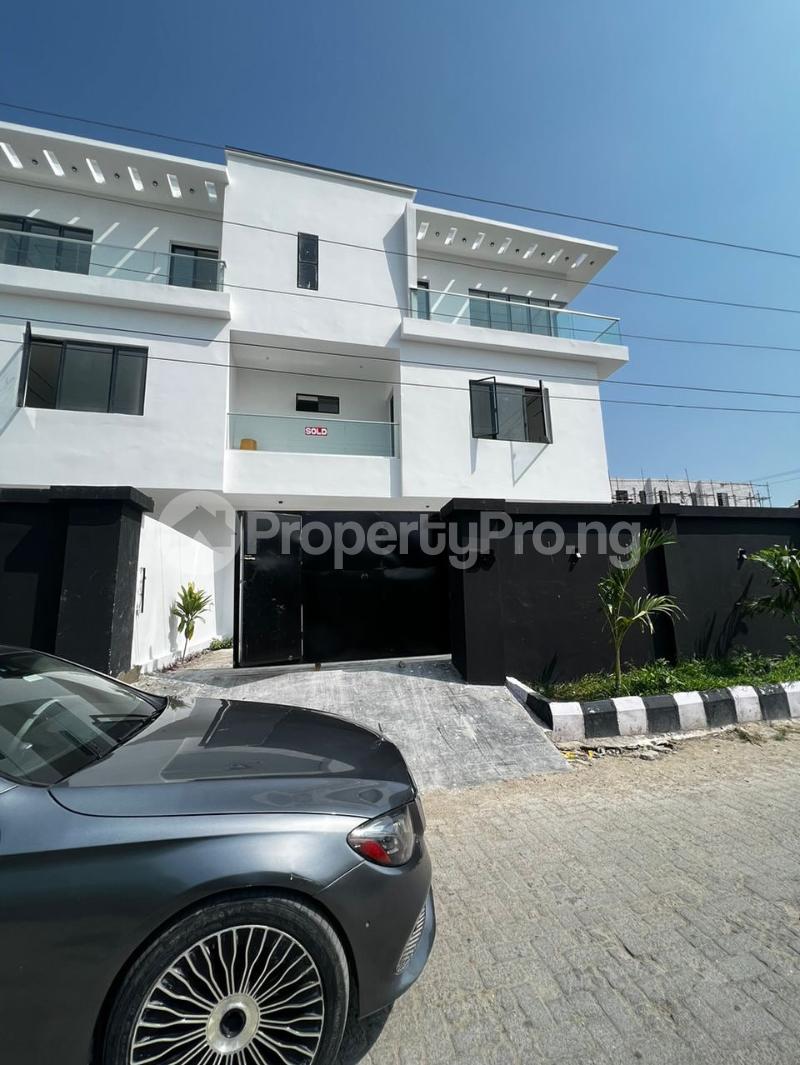 4 bedroom House for rent Ikate Lekki Lagos