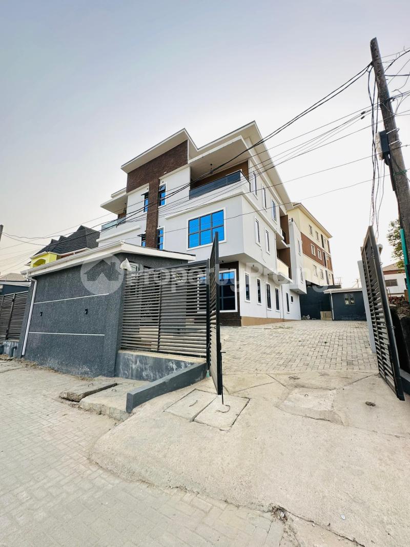 4 bedroom House for sale Anthony Village Maryland Lagos