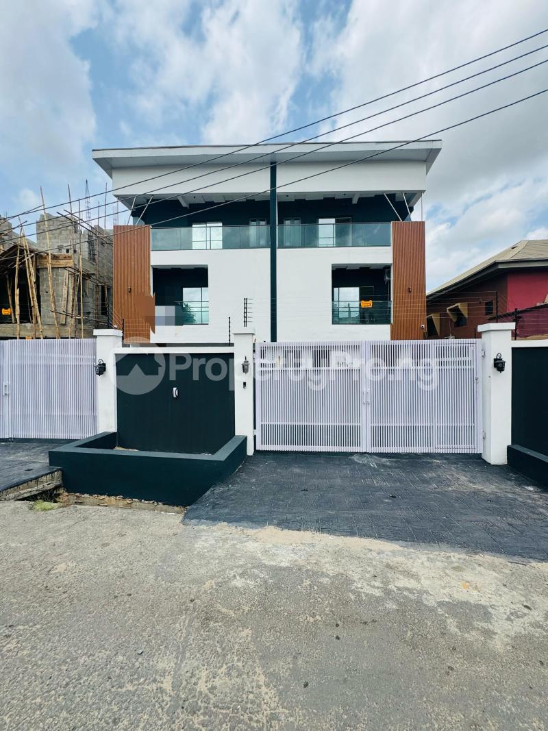 4 bedroom House for sale Adeniyi Jones Ikeja Lagos