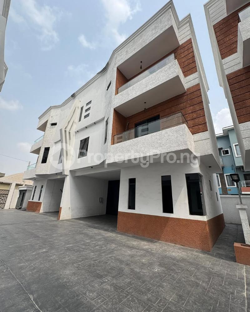 4 bedroom House for sale Osapa london Lekki Lagos