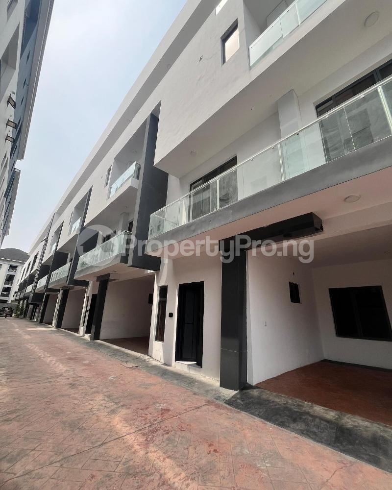 4 bedroom House for sale ONIRU Victoria Island Lagos