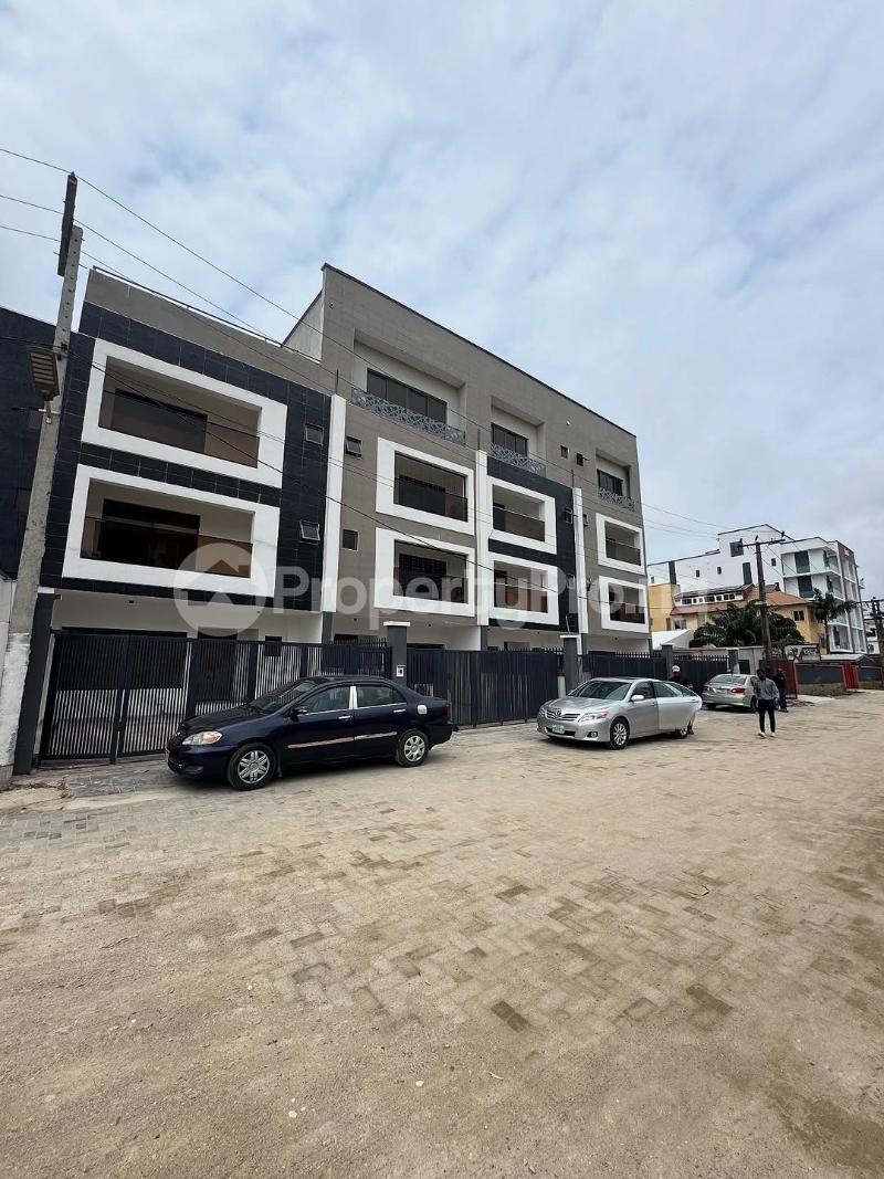 4 bedroom House for sale Ikate Lekki Lagos