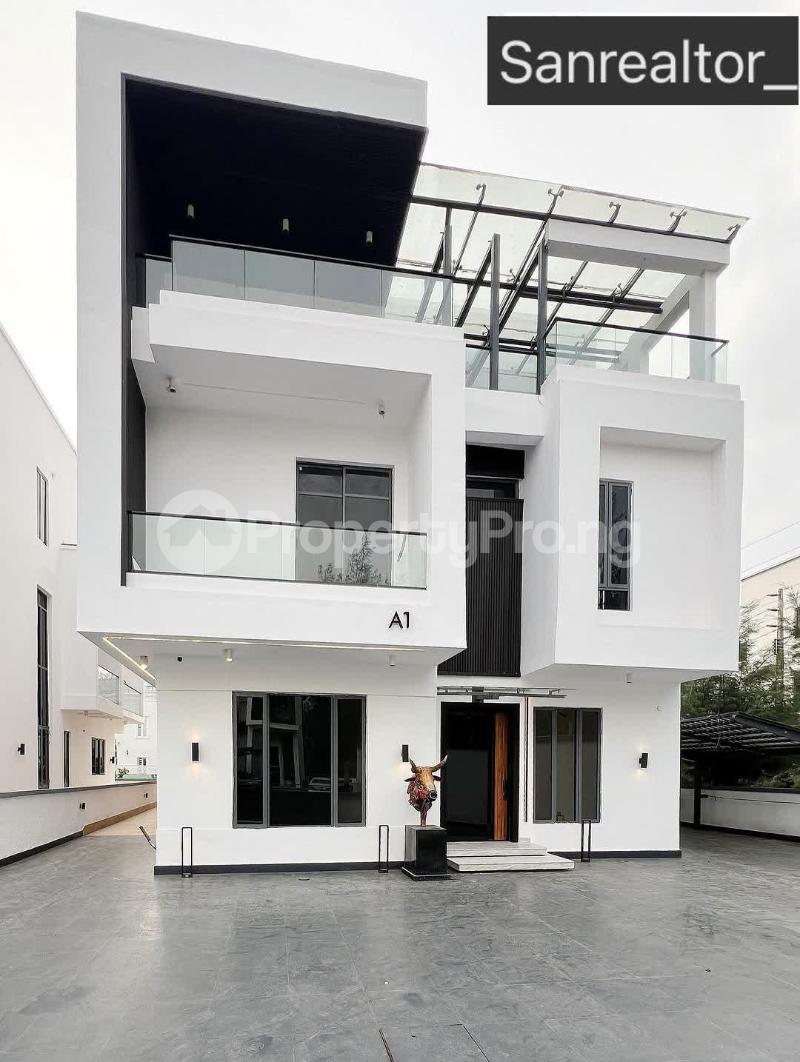 5 bedroom House for sale Lekki Lagos