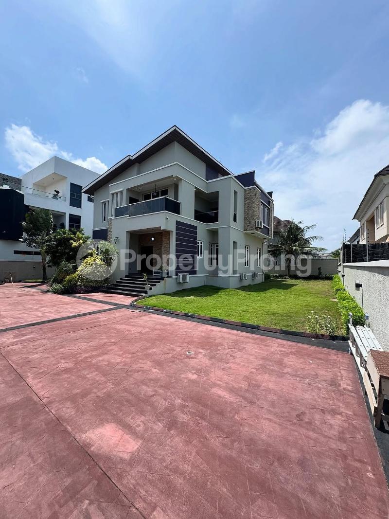 5 bedroom House for sale Osapa london Lekki Lagos
