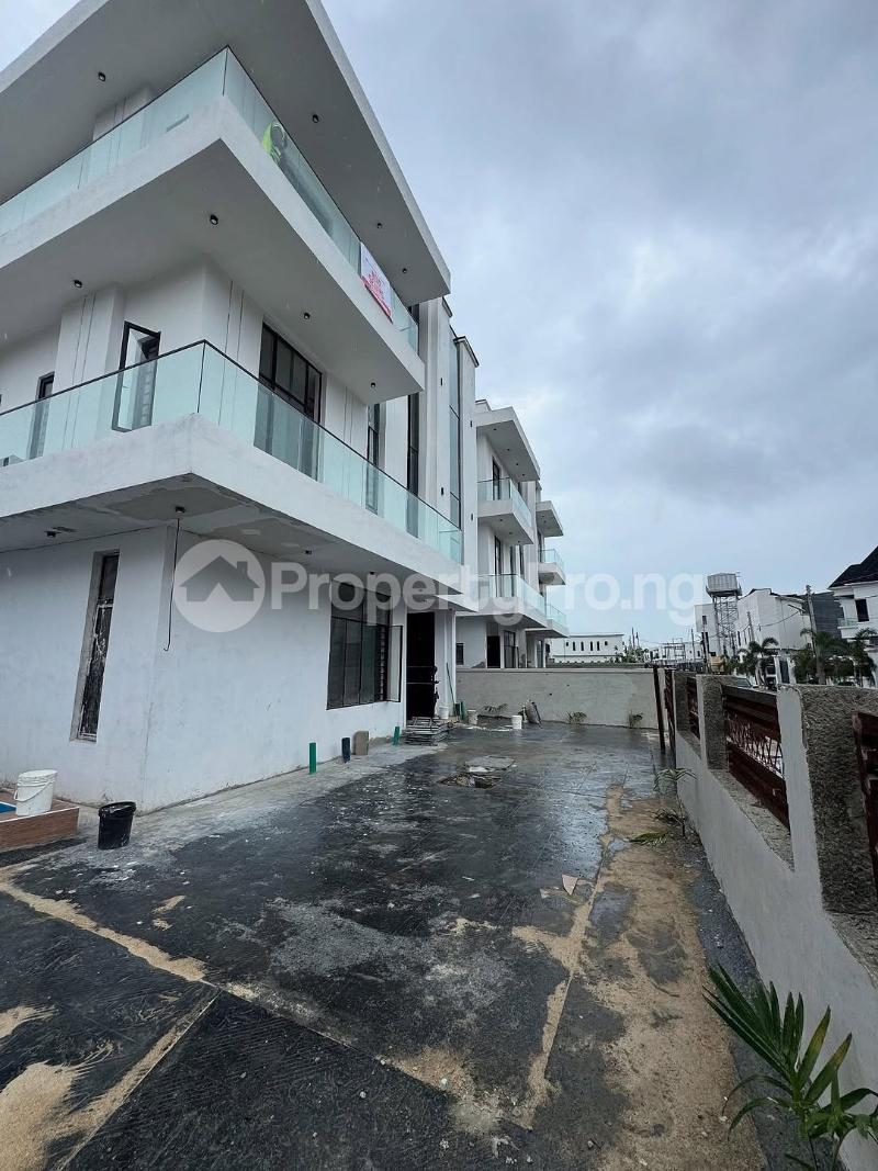 5 bedroom House for sale orchid Lekki Lagos