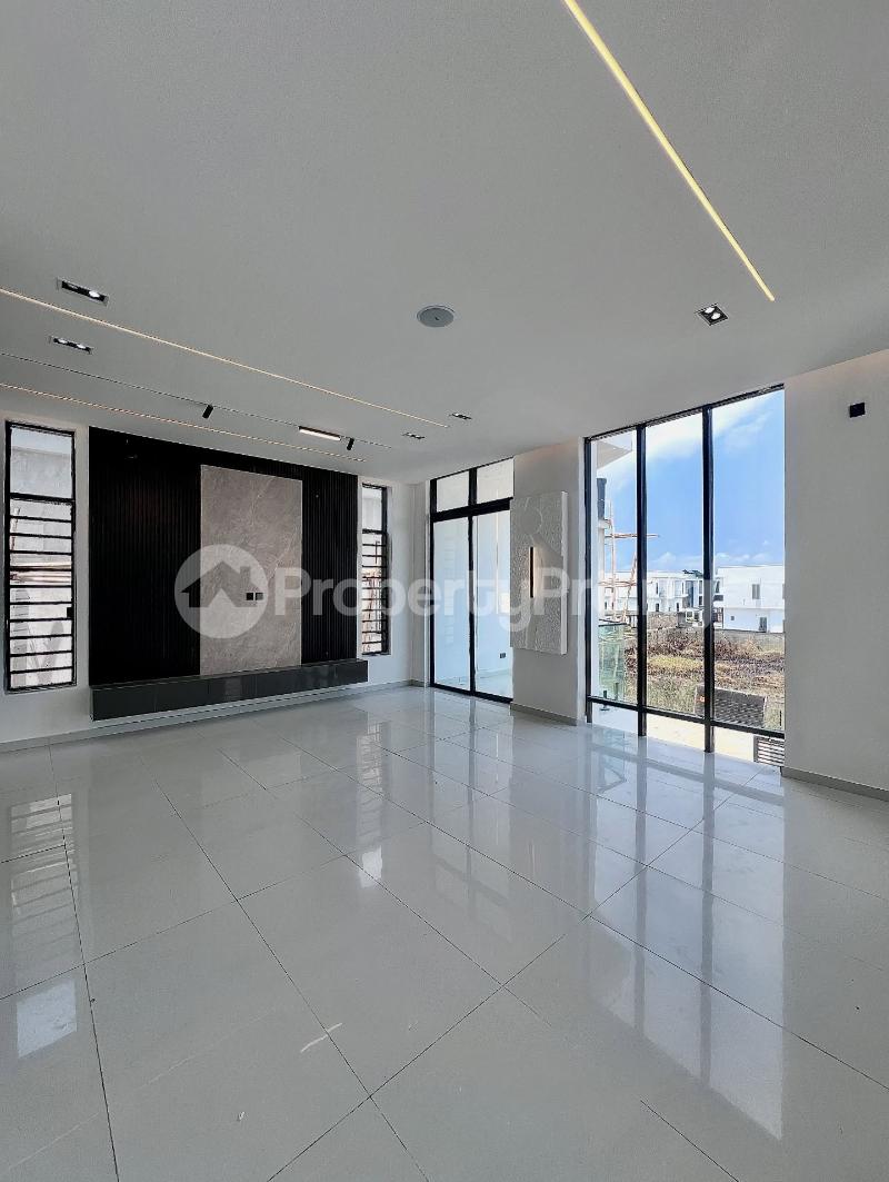 5 bedroom House for sale Ajah Lagos