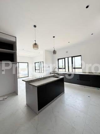 5 bedroom House for sale Chevron Lekki Lagos