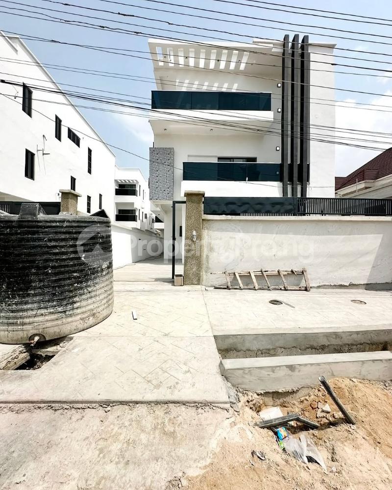 5 bedroom House for sale Ologolo Lekki Lagos