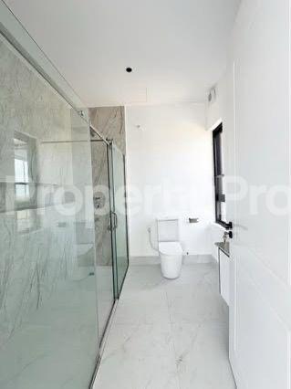 5 bedroom House for sale Chevron Lekki Lagos