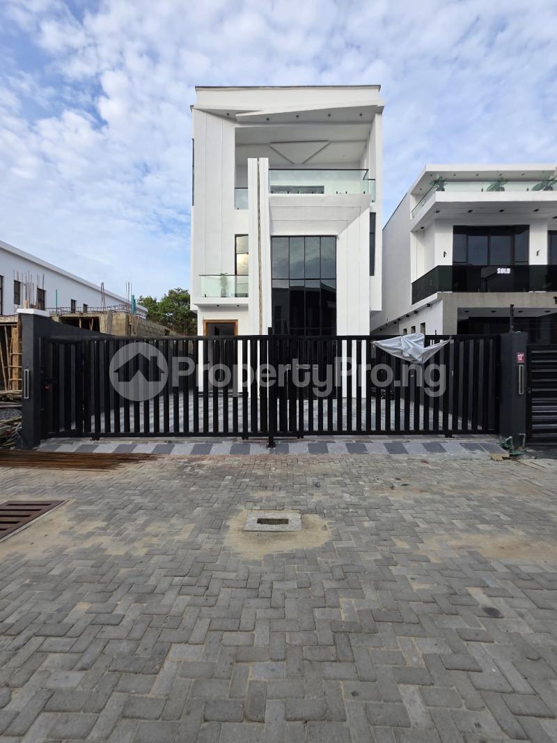 5 bedroom House for sale Chevron Lekki Lagos
