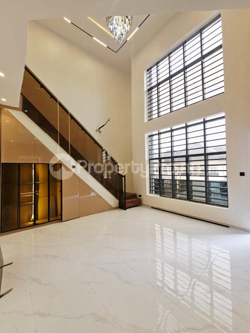 6 bedroom House for sale Chevron Drive chevron Lekki Lagos