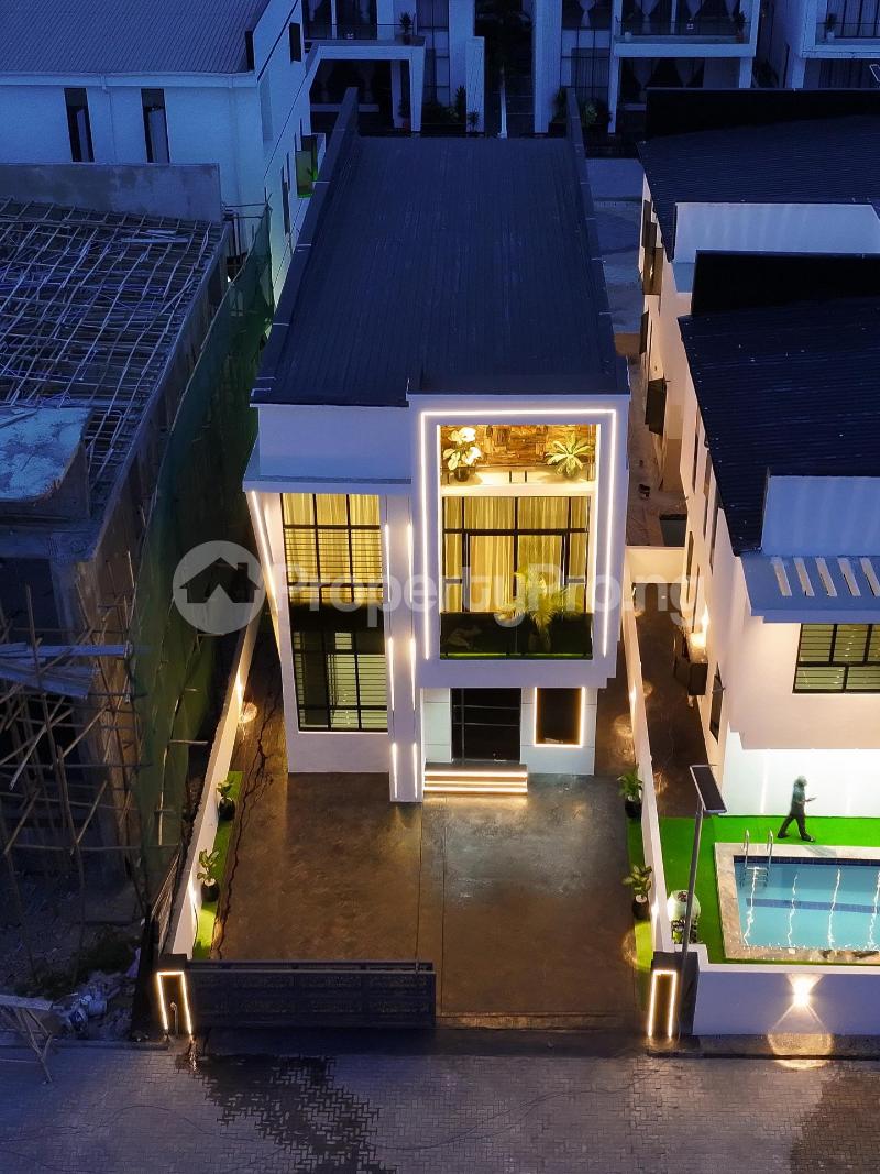 5 bedroom House for sale Chevron Lekki Lagos