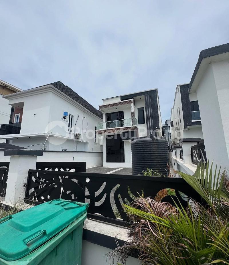 5 bedroom House for sale Ologolo Lekki Lagos