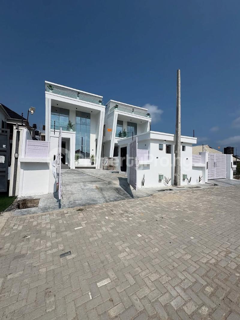 5 bedroom House for sale Ologolo Lekki Lagos