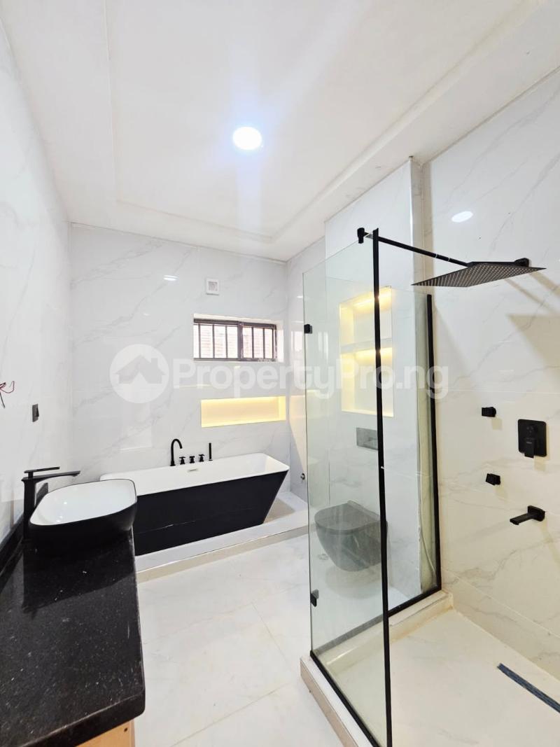 6 bedroom House for sale Chevron Drive chevron Lekki Lagos