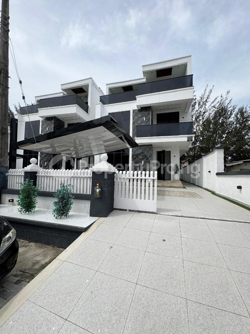 5 bedroom House for sale Ikota Lekki Lagos