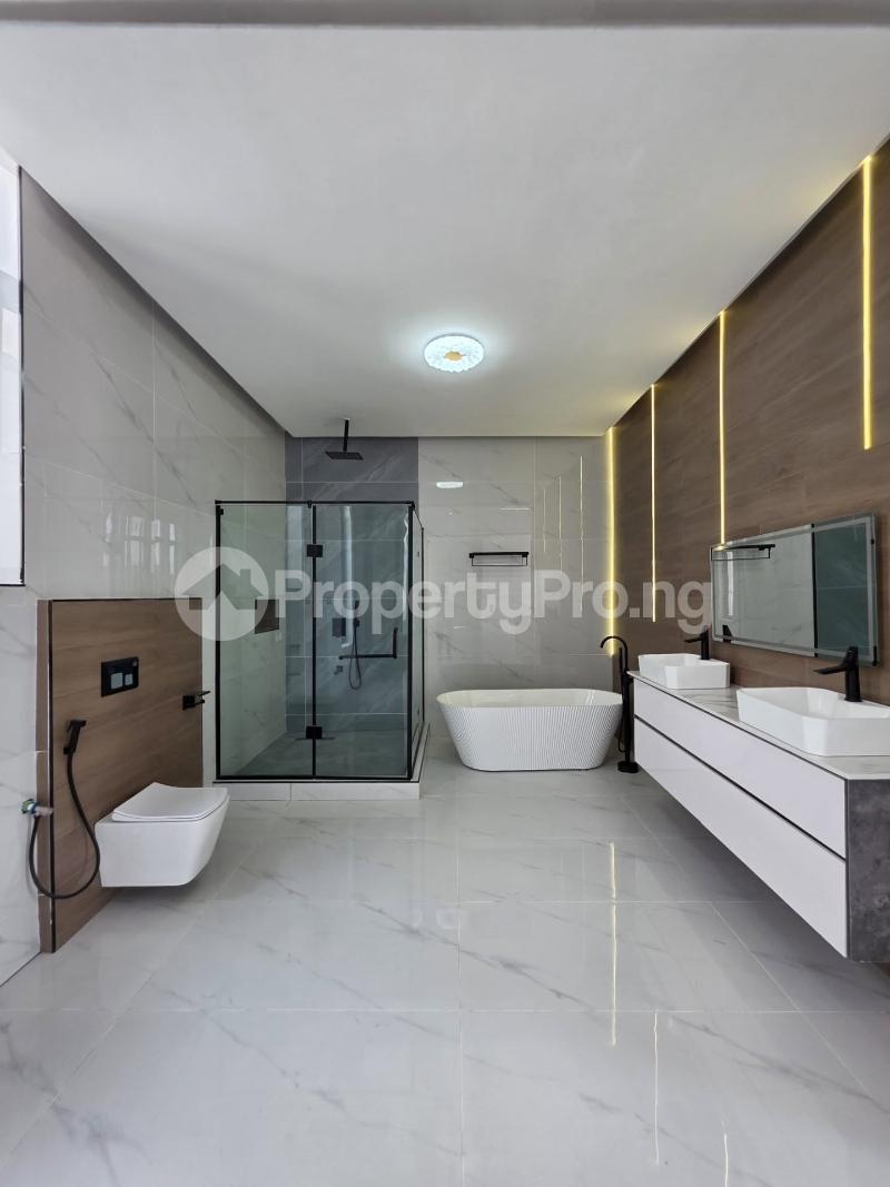 5 bedroom House for sale chevron Lekki Lagos