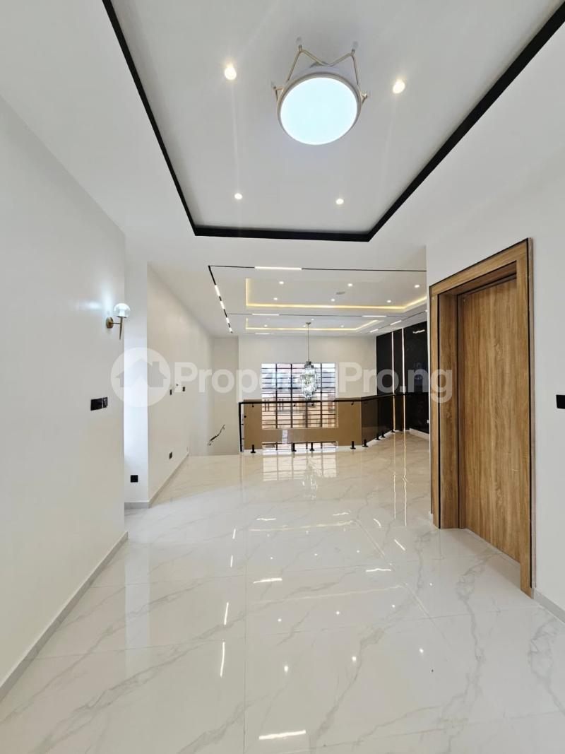 6 bedroom House for sale Chevron Drive chevron Lekki Lagos