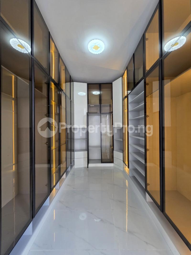 5 bedroom House for sale chevron Lekki Lagos