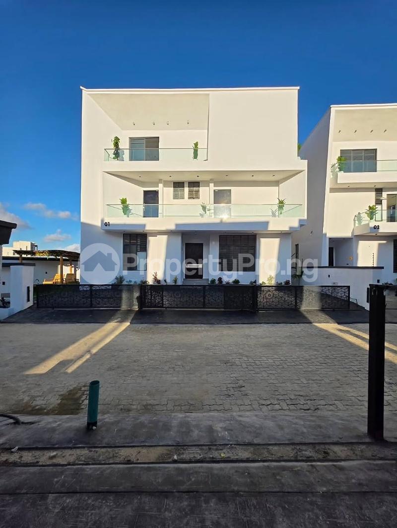 5 bedroom House for sale chevron Lekki Lagos