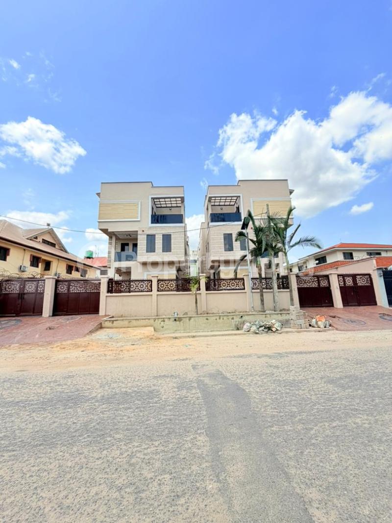 5 bedroom House for sale Omole phase 1 Ojodu Lagos
