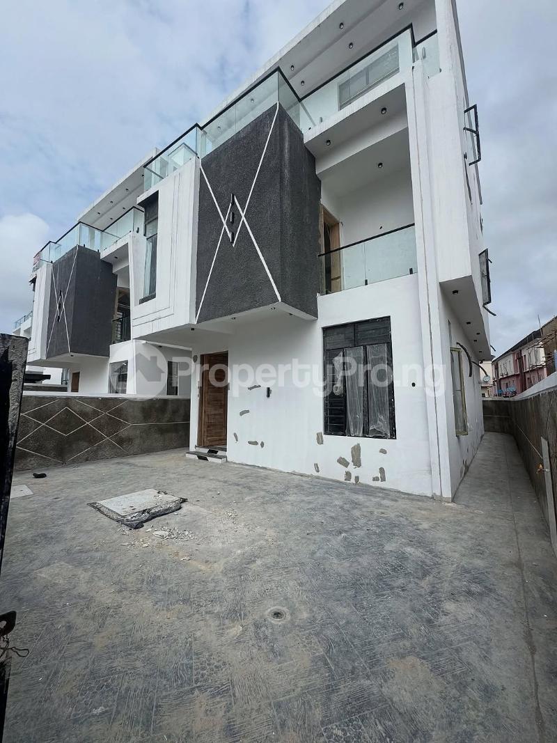 5 bedroom House for sale chevron Lekki Lagos