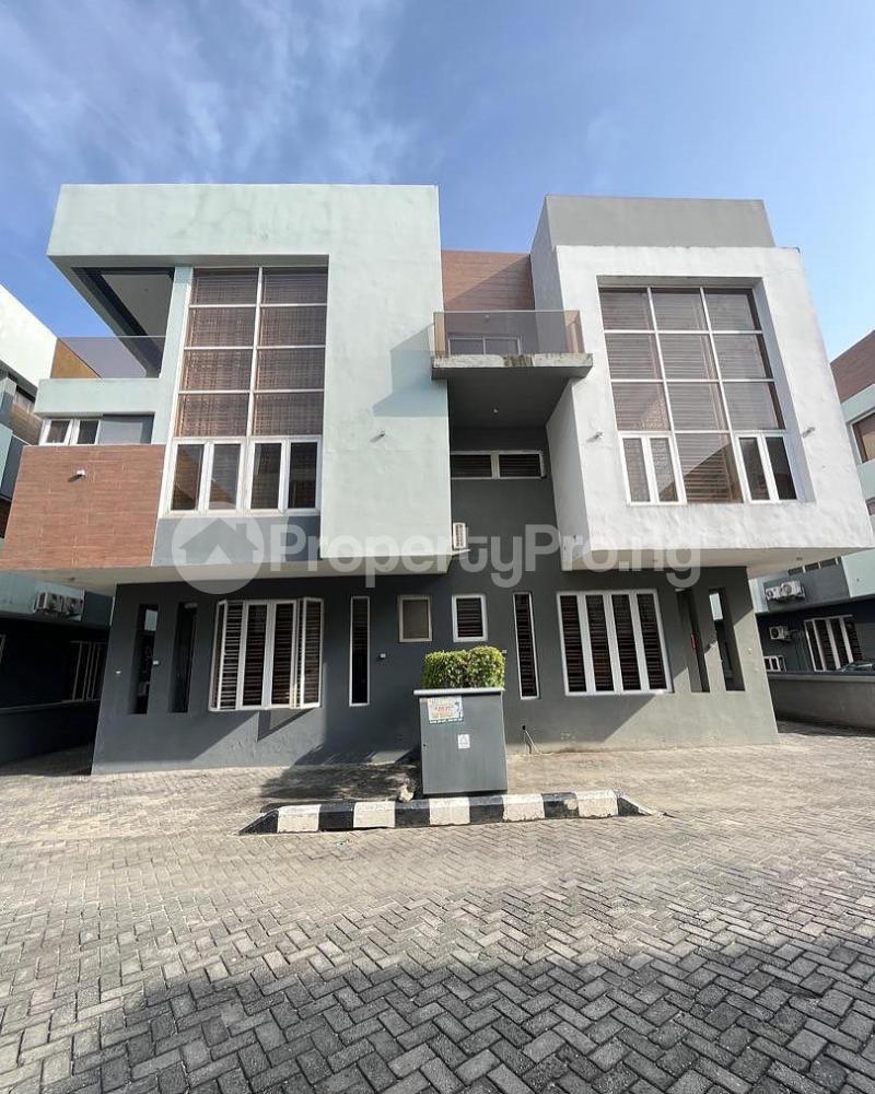 5 bedroom House for sale Osapa london Lekki Lagos