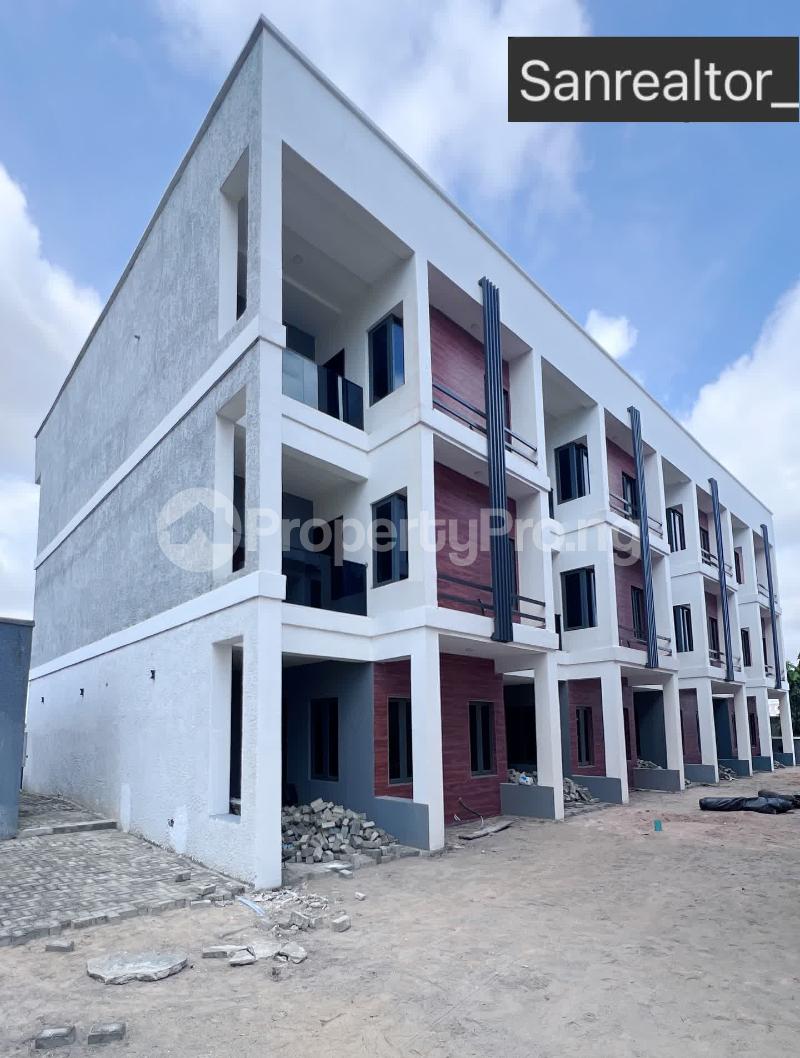 5 bedroom House for sale Osapa london Lekki Lagos