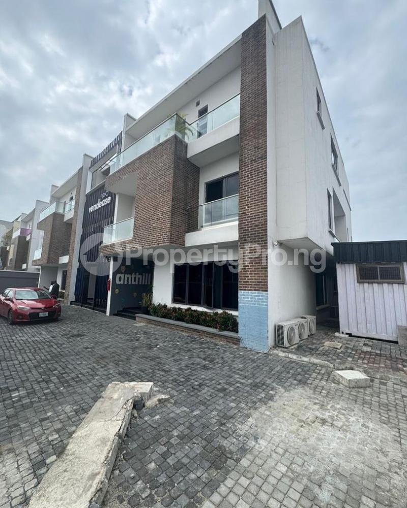 5 bedroom House for sale Lekki Lagos