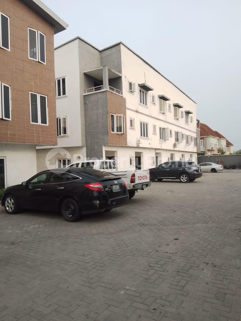1 bedroom Flat / Apartment for rent chevron Lekki Lagos