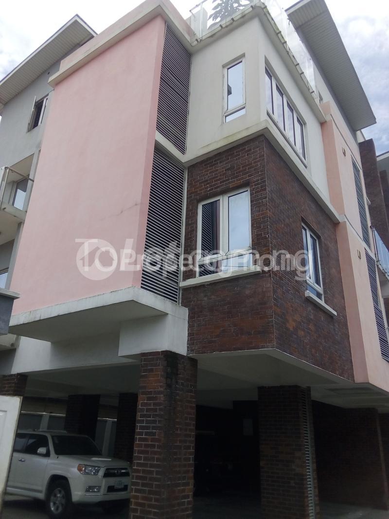 3 bedroom Flat / Apartment for rent Tonia Court Alagomeji Yaba Lagos