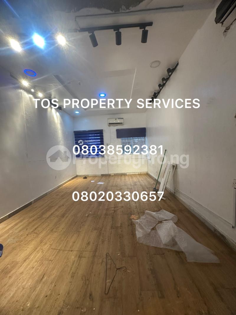 Commercial Property for rent Adekunle Alagomeji, Yaba, Lagos Alagomeji Yaba Lagos