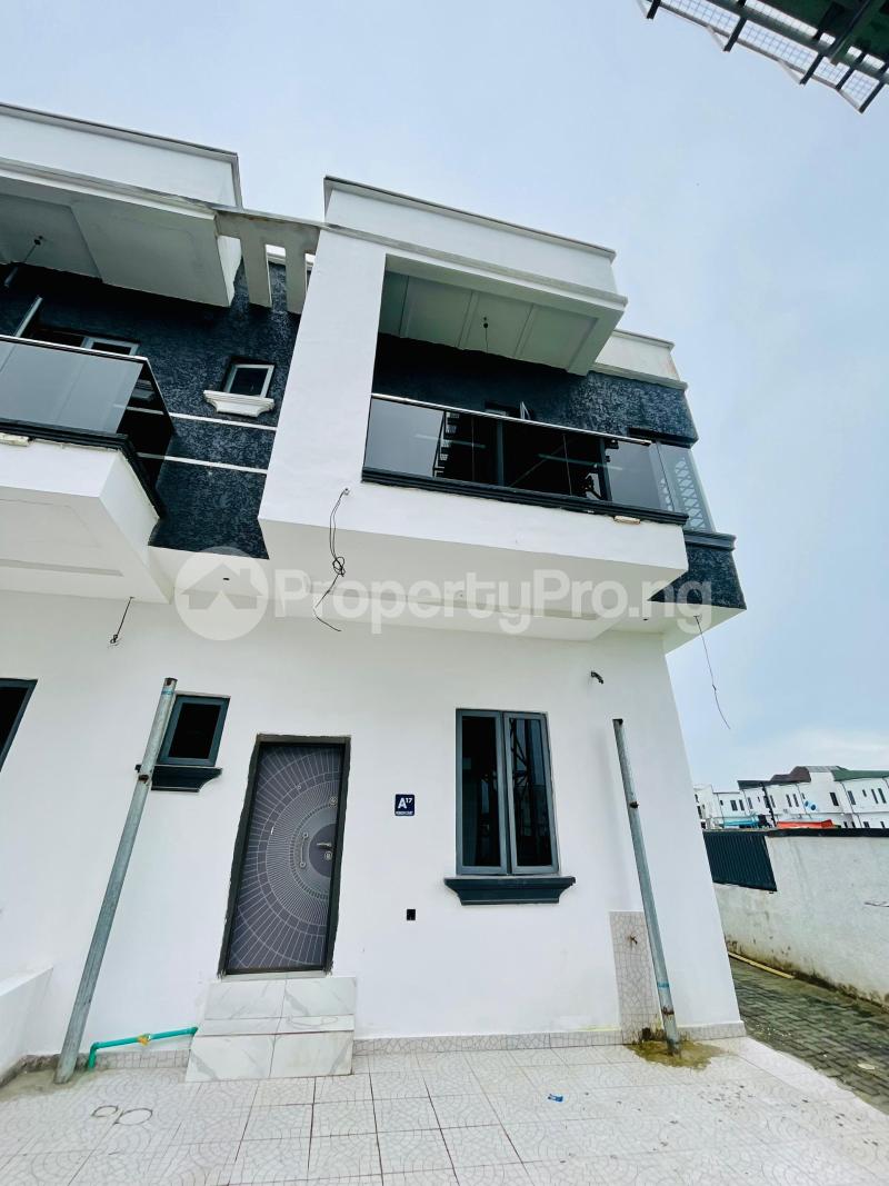 3 bedroom House for sale Ikota Lekki Lagos