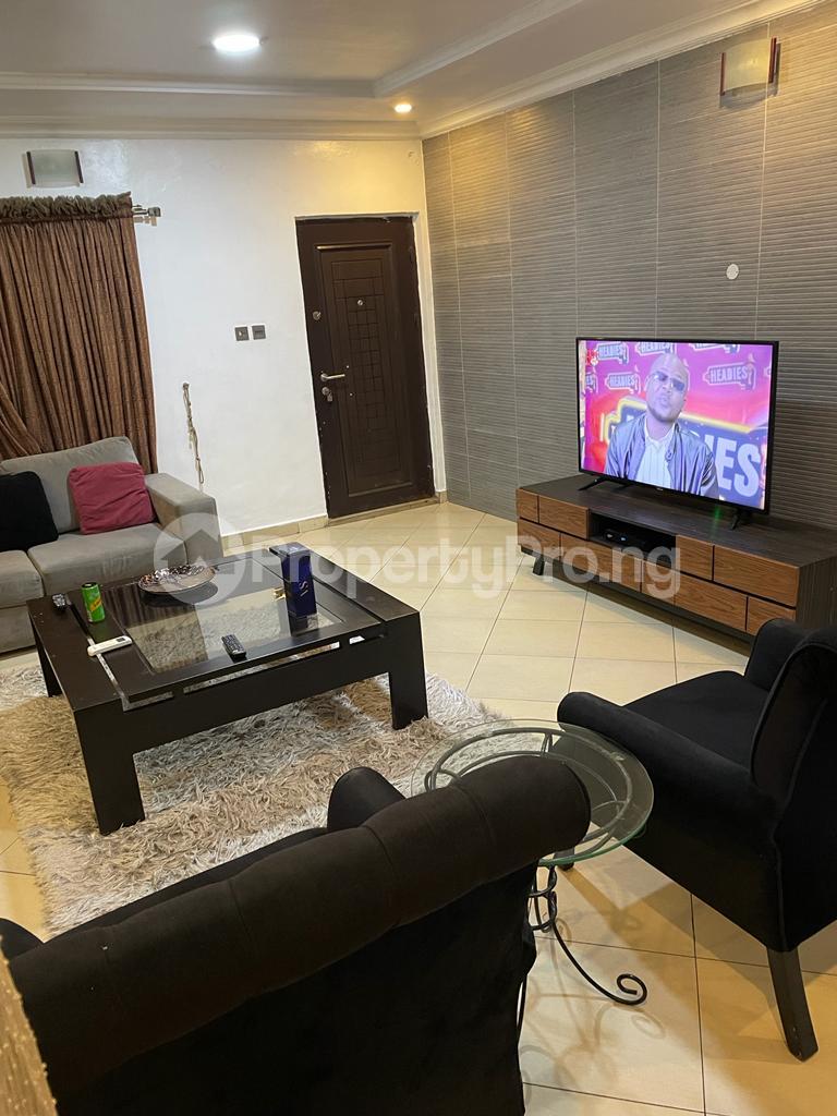 3 bedroom House for shortlet Bode Thomas Surulere Lagos