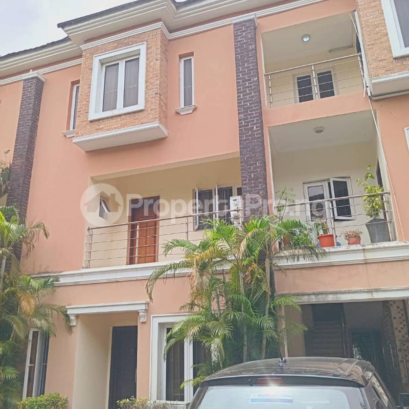 3 bedroom Flat / Apartment for rent Osapa london Lekki Lagos