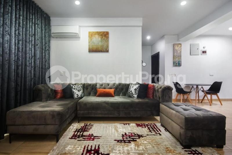 2 bedroom Flat / Apartment for shortlet Onike Yaba Lagos