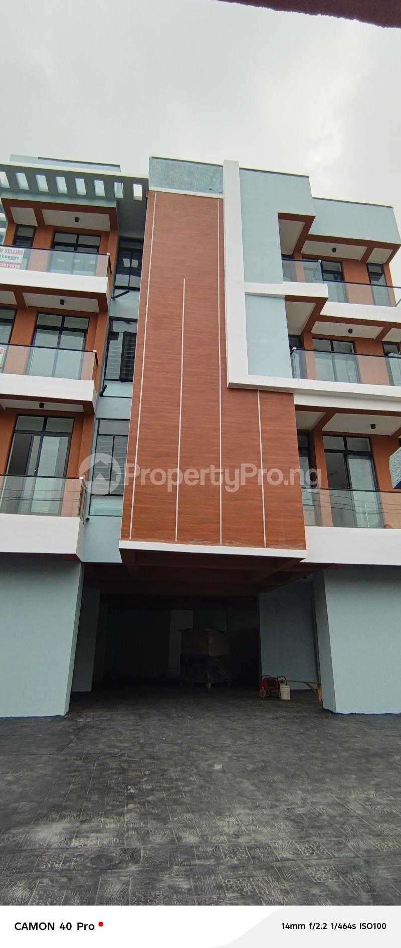 2 bedroom Flat / Apartment for sale  Ologolo Lekki Lagos