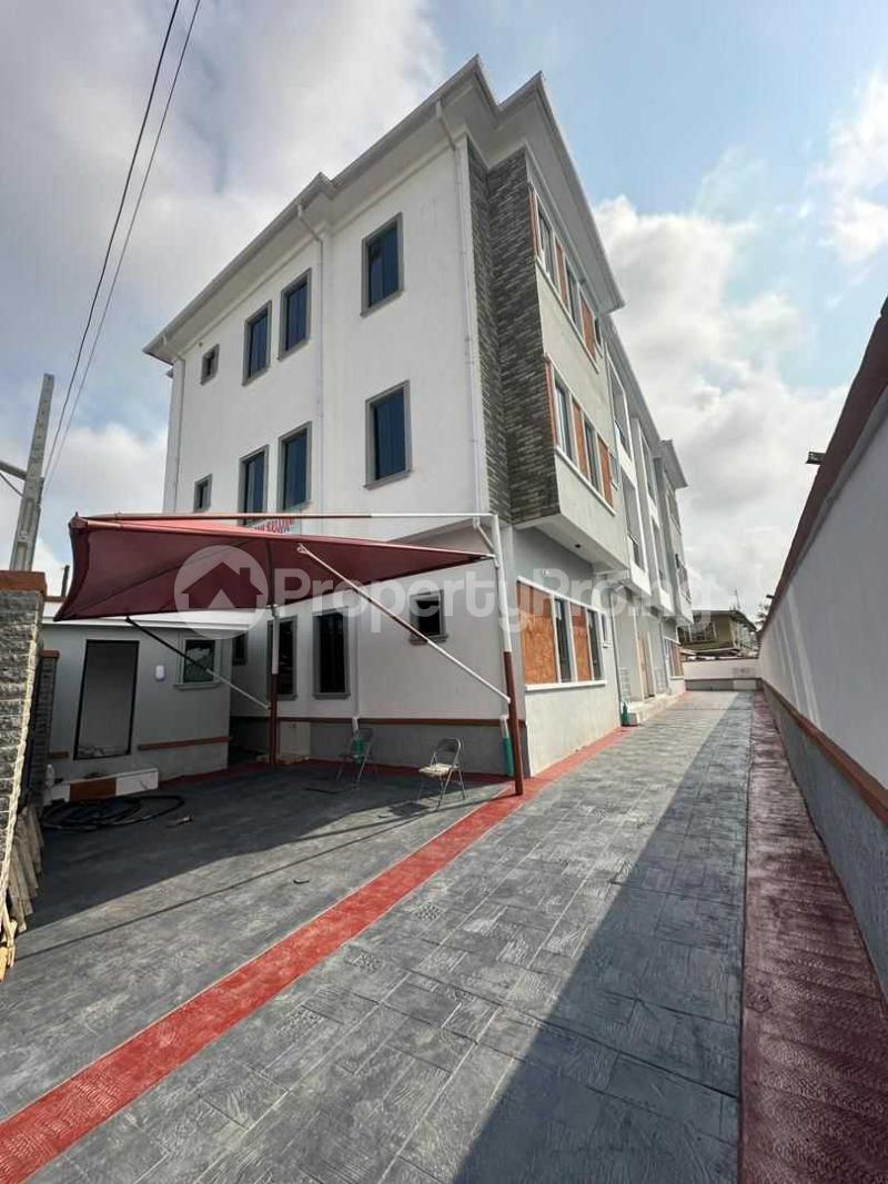 2 bedroom Flat / Apartment for sale Gbagada Lagos