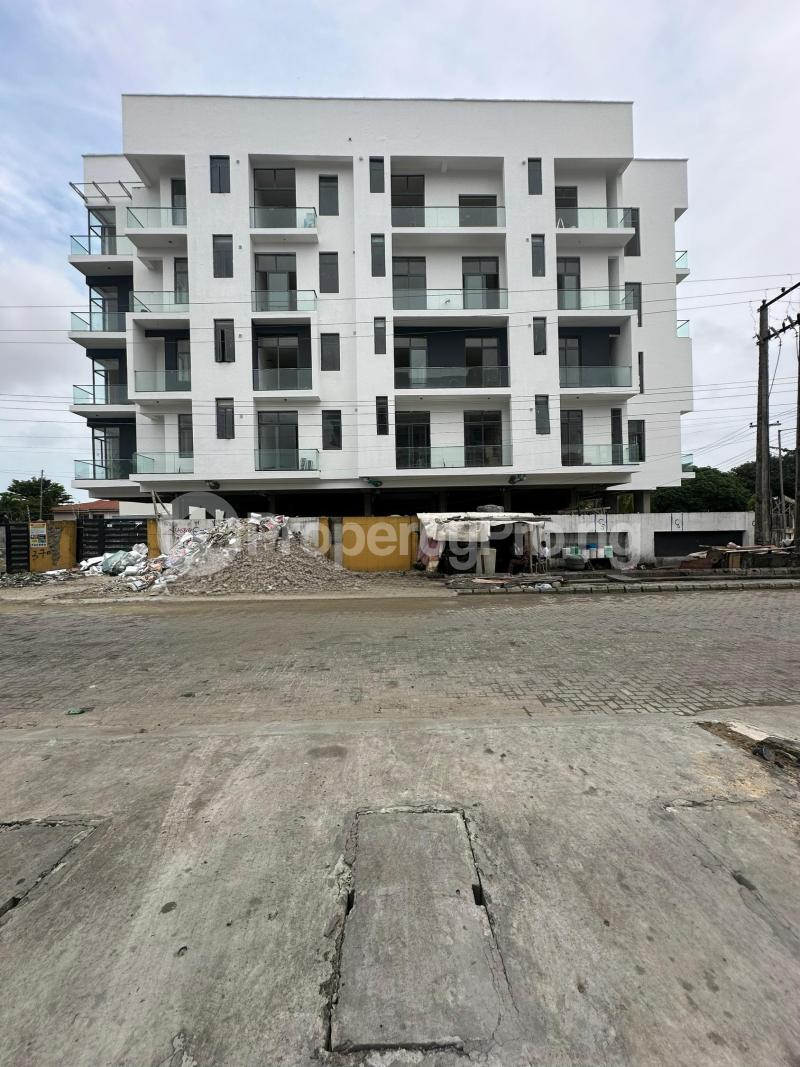 2 bedroom Flat / Apartment for sale Lekki Phase 1 Lekki Lagos