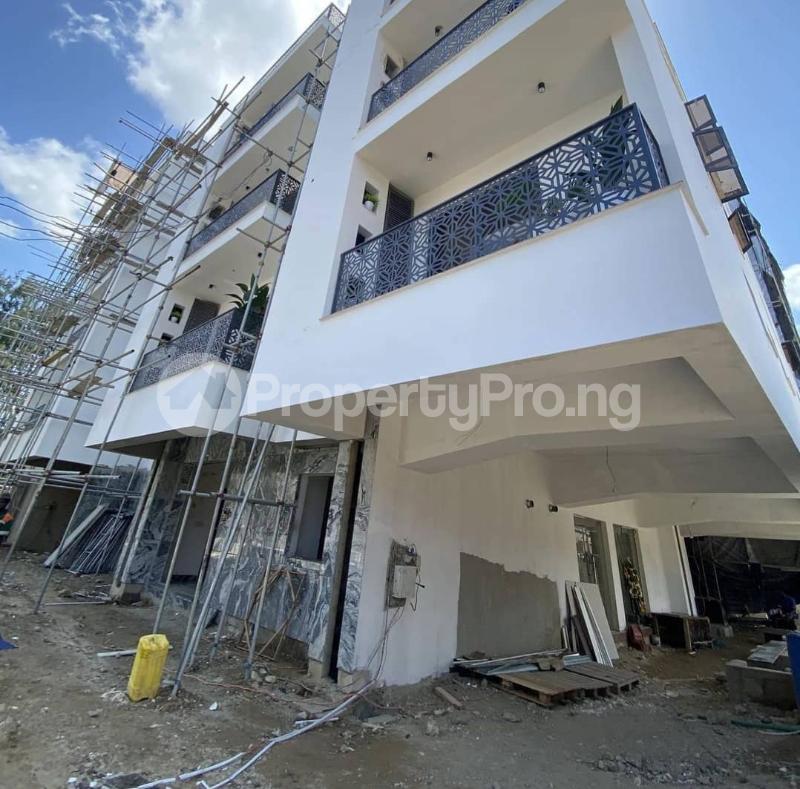 3 bedroom Flat / Apartment for sale Off Oba Adeyinka Road Ikoyi Lagos